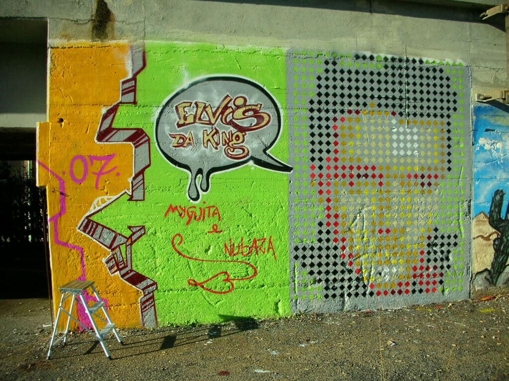 Graffiti - Elvis Pixel - nubaza.com